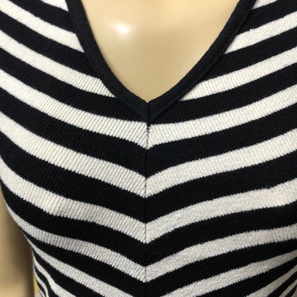 NWT V.A.S. CLOTHING CO TOP SIZE M-L - Picture 3 of 8